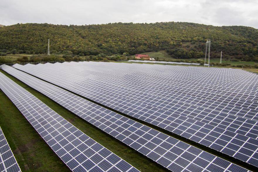 Project with photovoltaic panels in Podu Olt - else studio