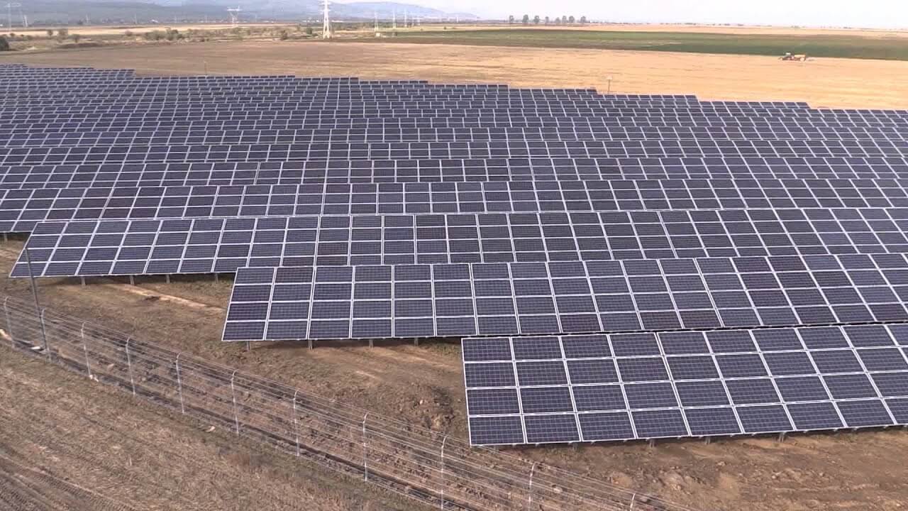 Proiect de instalatie cu panouri fotovoltaice in Rasnov - else studio